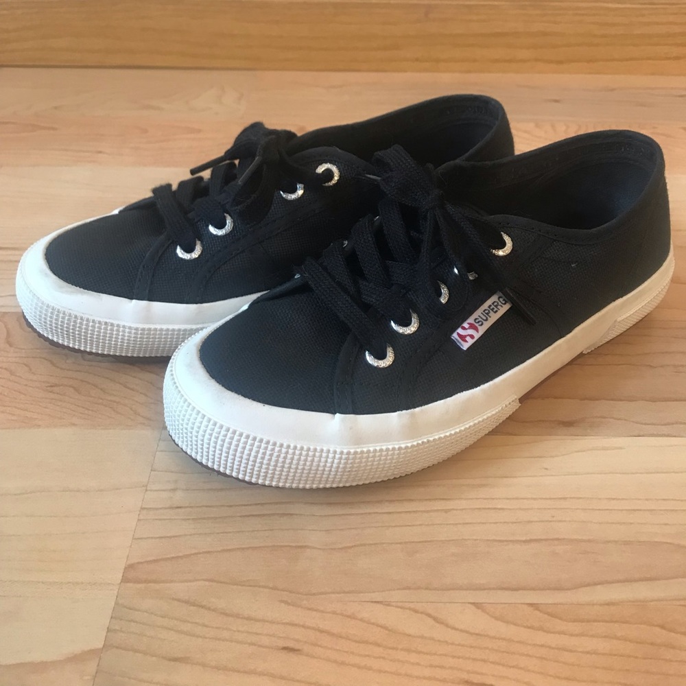 Superga Sneakers